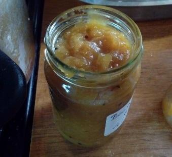 Apple chutney