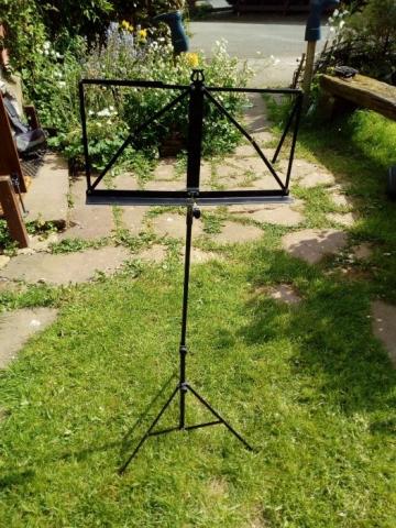 Music stand